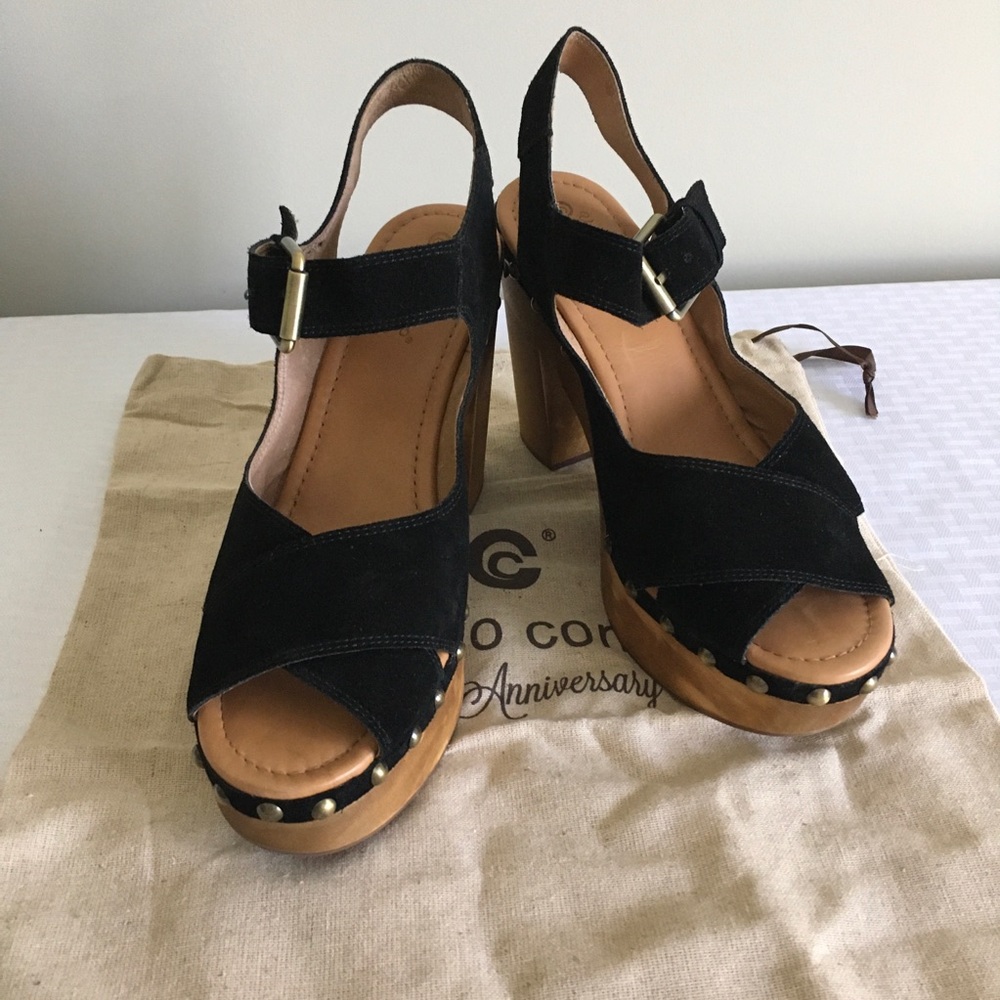 CORSO COMO Studded Black Suede Platform Sandals!